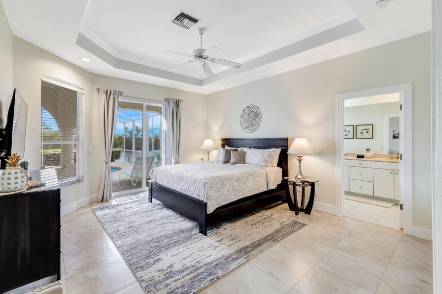 2624 El Dorado Pkwy W, Cape Coral, FL 33914 (22)